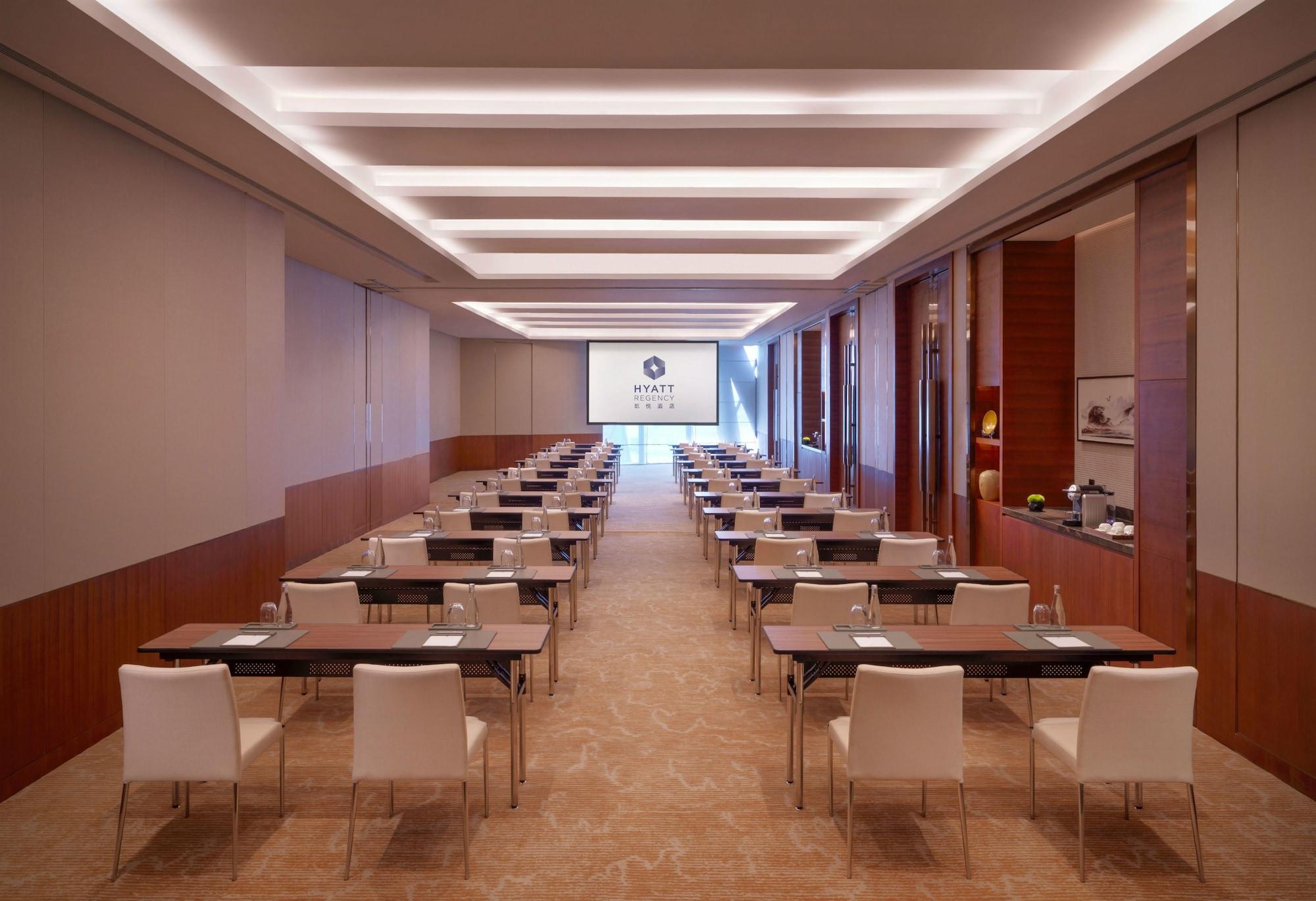 Готель Hyatt Regency Zhenjiang Чженьцзян Екстер'єр фото