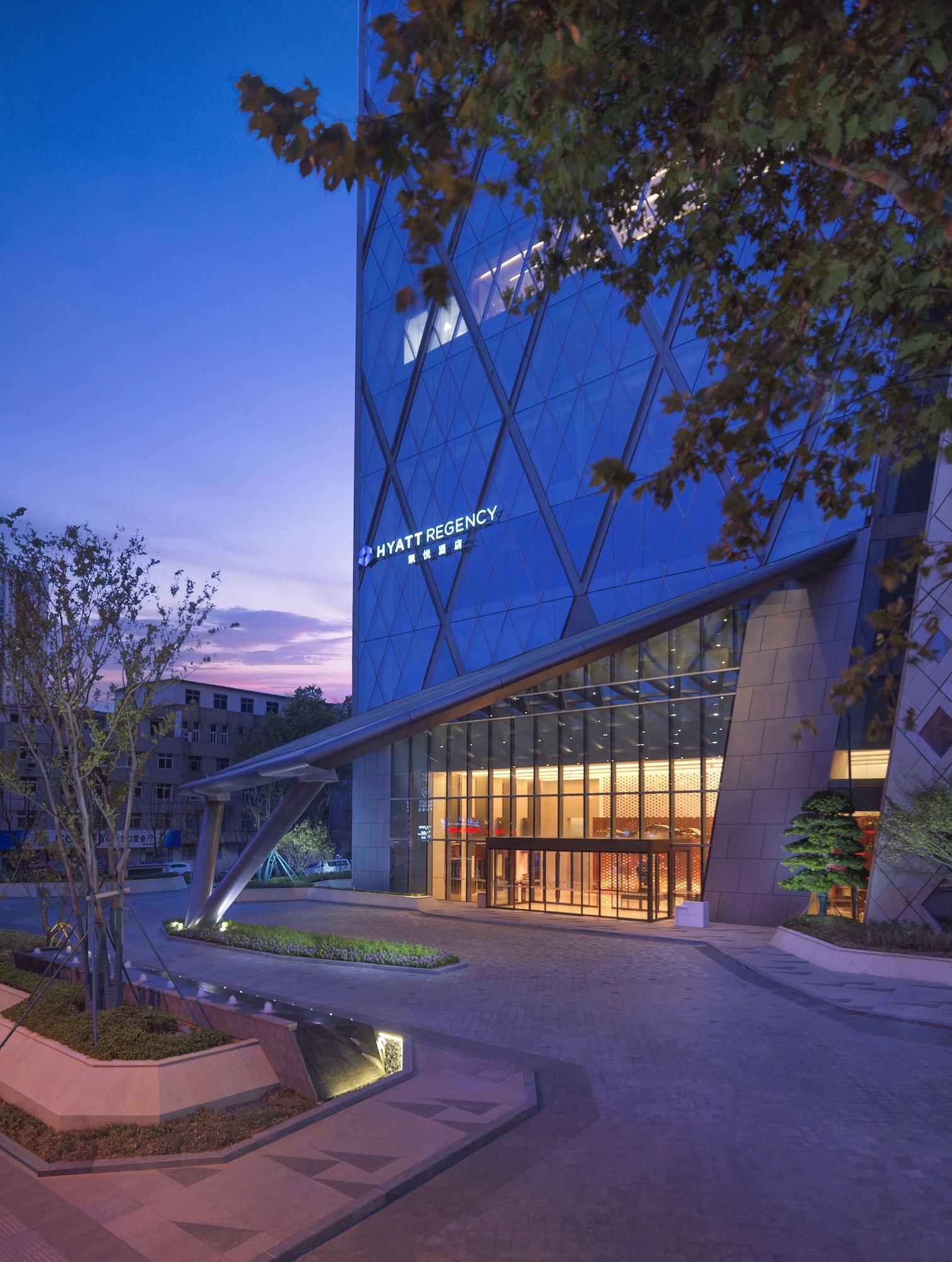 Готель Hyatt Regency Zhenjiang Чженьцзян Екстер'єр фото