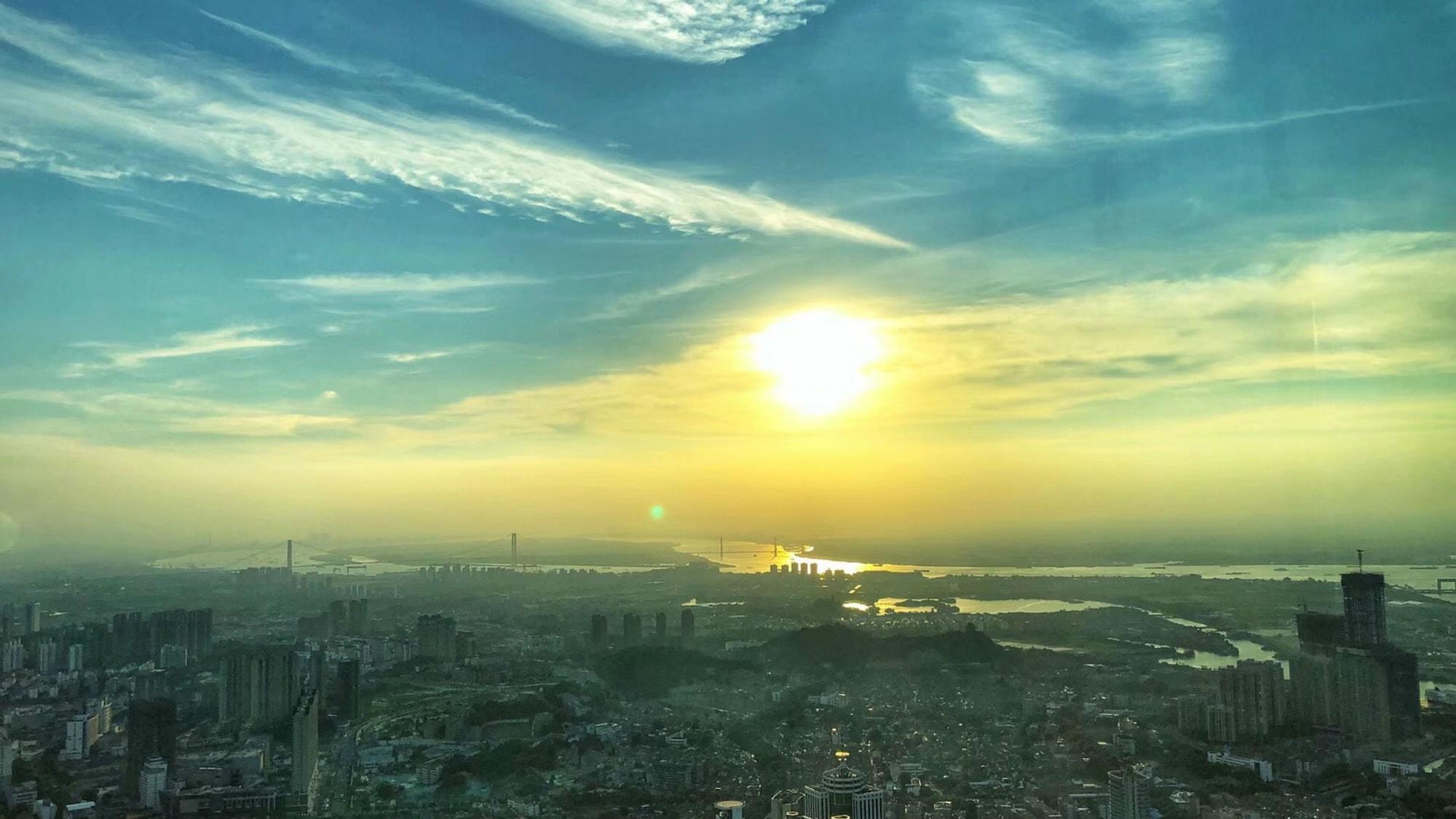 Готель Hyatt Regency Zhenjiang Чженьцзян Екстер'єр фото